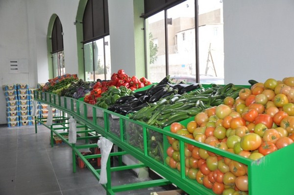  بالصور: افتتاح سوق يافا للخضار والفواكه بإدارة السيد يوسف أشقر 